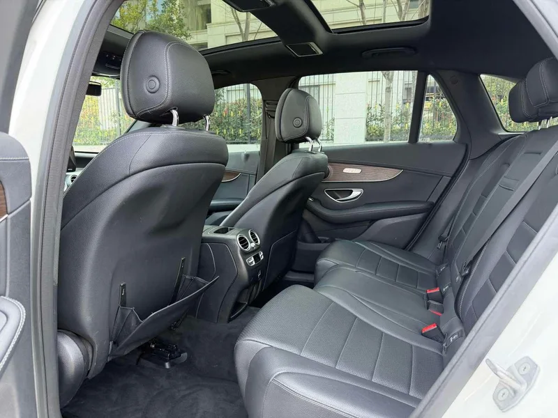 Mercedes-Benz GLC 2021 GLC 260 L 4MATIC De lujo exterior foto 8