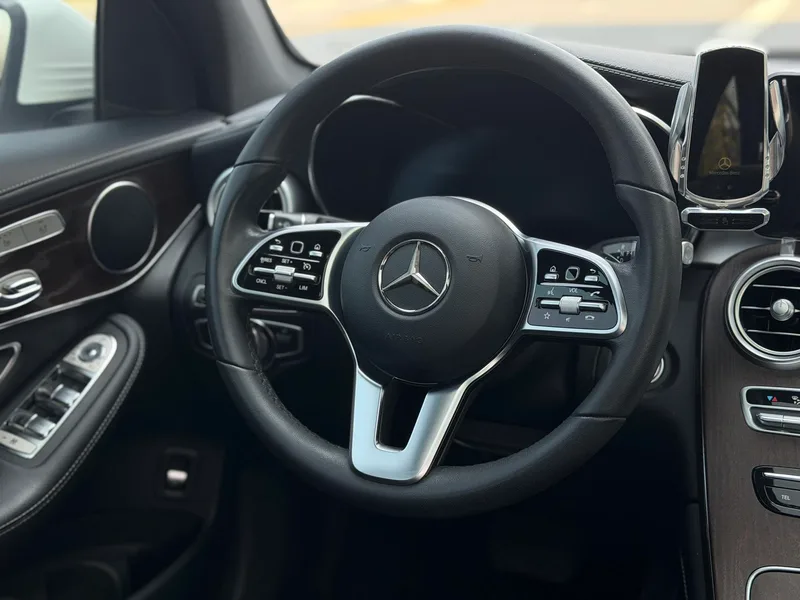 Mercedes-Benz GLC 2021 GLC 260 L 4MATIC De lujo exterior foto 9