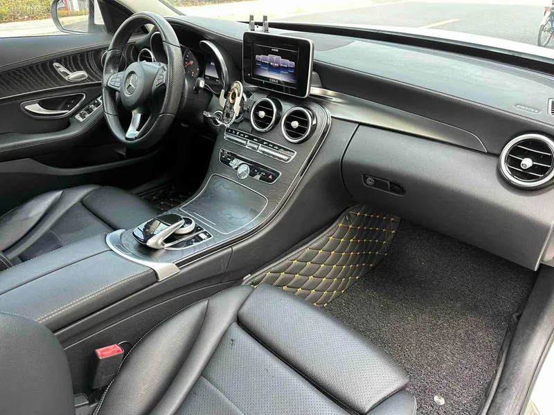 Mercedes-Benz C-Class 2015 Restyling C 180 L Sporty exterior photo 6