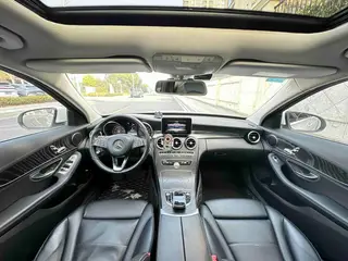 Mercedes-Benz C-Class 2015 Restyling C 180 L Sporty interior photo 14