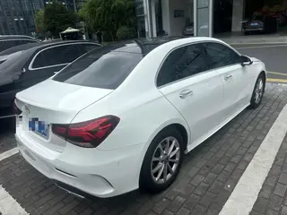Mercedes-Benz A-Class 2020 Restyling A 200 L Sports car dynamic type exterior photo 4