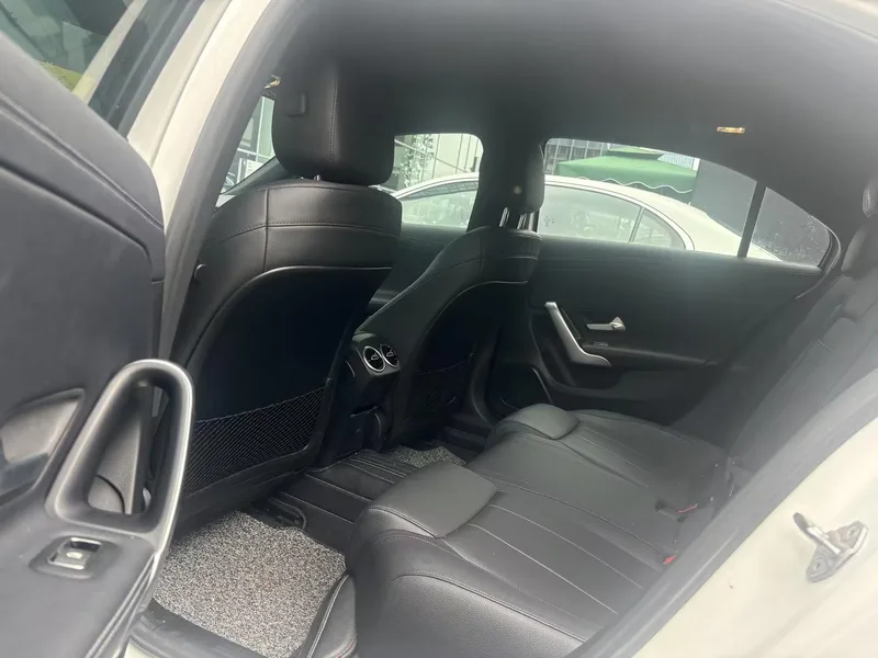 Mercedes-Benz A-Class 2020 Restyling A 200 L Sports car dynamic type interior photo 7