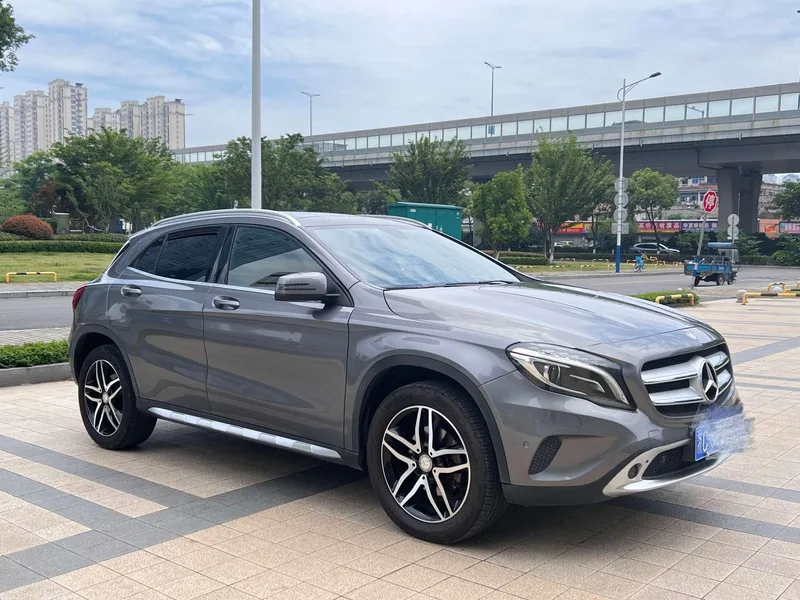 Mercedes-Benz GLA 2015 GLA 200 Style tendance extérieur photo 3