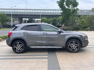 Mercedes-Benz GLA 2015 GLA 200 Style tendance extérieur photo 4