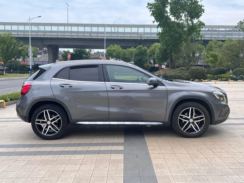 Mercedes-Benz GLA 2015 GLA 200 Style tendance extérieur photo 4