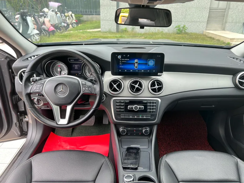 Mercedes-Benz GLA 2015 GLA 200 Style tendance extérieur photo 5