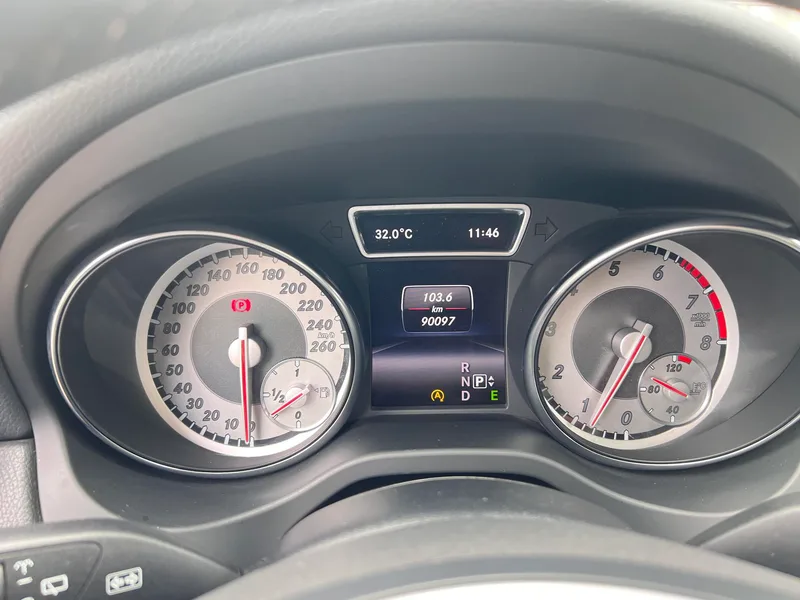 Mercedes-Benz GLA 2015 GLA 200 Style tendance intérieur photo 11