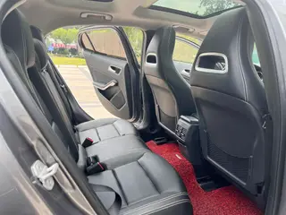 Mercedes-Benz GLA 2015 GLA 200 Style tendance intérieur photo 12