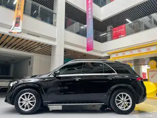 Mercedes-Benz GLE (Imported) 2020 Mise à jour GLE 350 4MATIC Style tendance extérieur photo 9