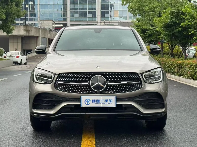 Mercedes-Benz GLC Coupe 2020 GLC 260 4MATIC Coupé SUV extérieur photo 2