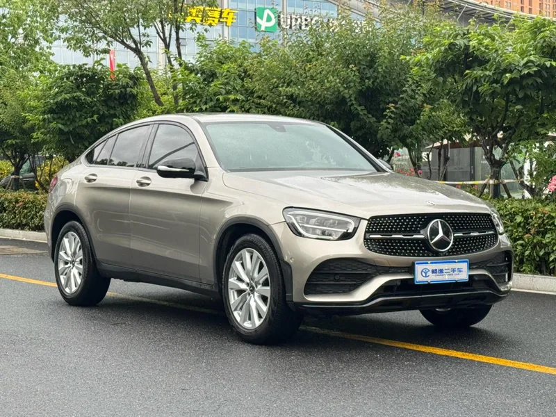 Mercedes-Benz GLC Coupe 2020 GLC 260 4MATIC Coupé SUV extérieur photo 6