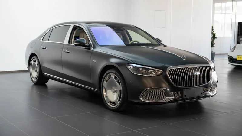 Mercedes-Benz Mercedes-Maybach S-Class 2023 S 680 4MATIC Haute Voiture Alto límite exterior foto 3