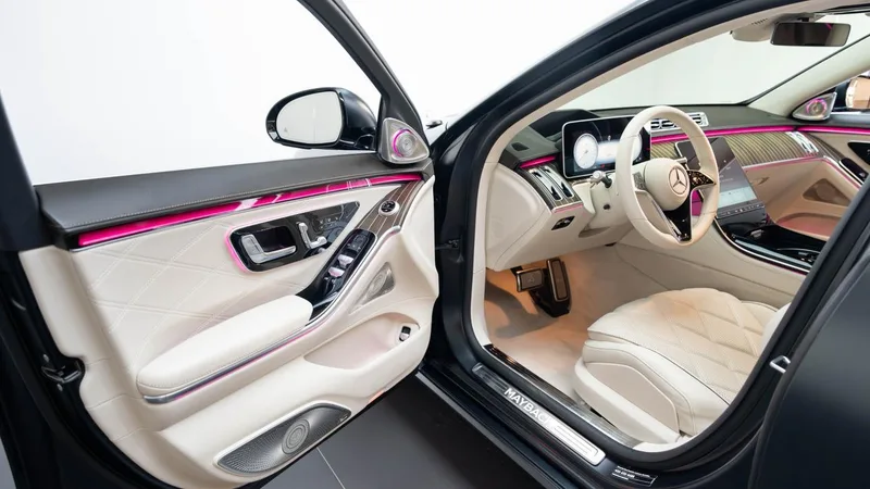 Mercedes-Benz Mercedes-Maybach S-Class 2023 S 680 4MATIC Haute Voiture Alto límite exterior foto 8
