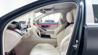 Mercedes-Benz Mercedes-Maybach S-Class 2023 S 680 4MATIC Haute Voiture Alto límite interior foto 11