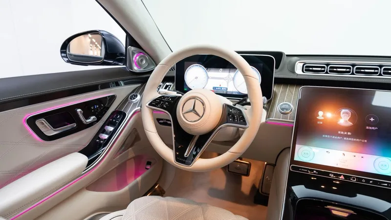 Mercedes-Benz Mercedes-Maybach S-Class 2023 S 680 4MATIC Haute Voiture Alto límite interior foto 19
