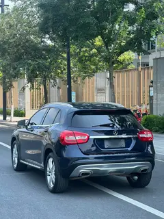 Mercedes-Benz GLA 2016 GLA 200 Type dynamique extérieur photo 4