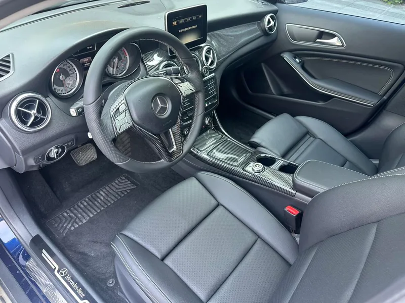 Mercedes-Benz GLA 2016 GLA 200 Type dynamique intérieur photo 11