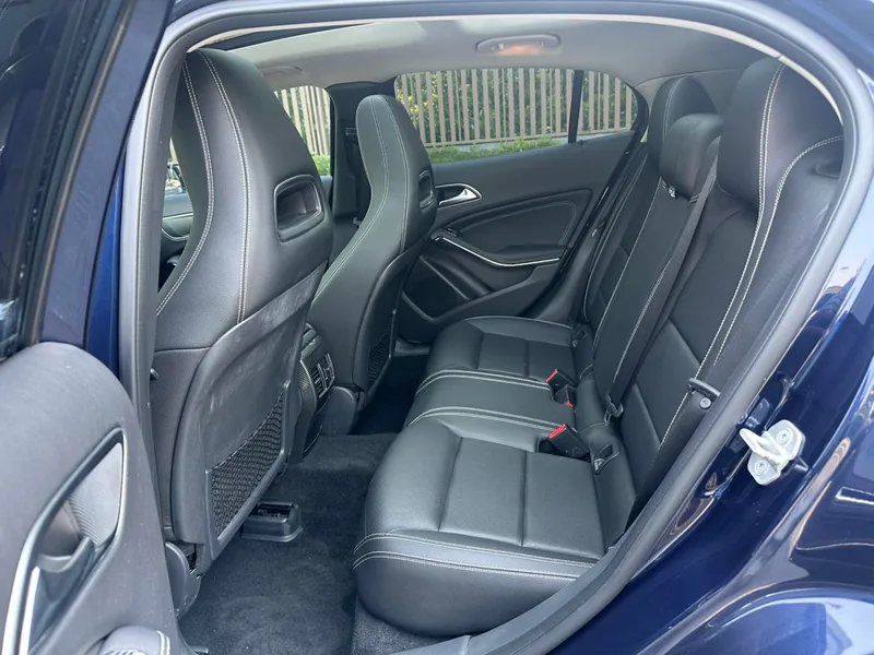 Mercedes-Benz GLA 2016 GLA 200 Type dynamique intérieur photo 14