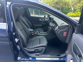 Mercedes-Benz GLA 2016 GLA 200 Type dynamique intérieur photo 15