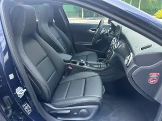 Mercedes-Benz GLA 2016 GLA 200 Type dynamique intérieur photo 16