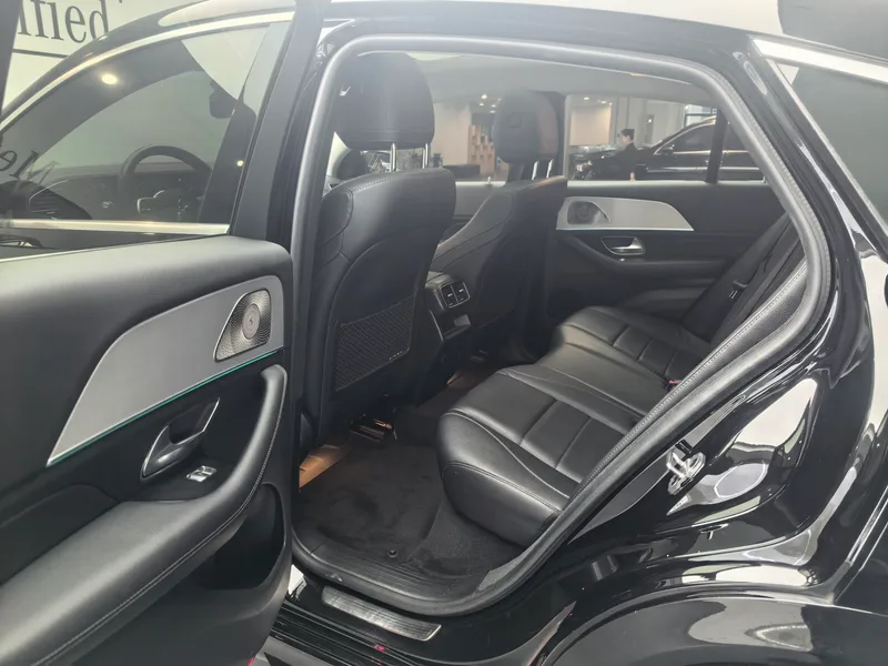 Mercedes-Benz GLE Coupe 2022 GLE 350 4MATIC coupe SUV Fashionable exterior photo 4