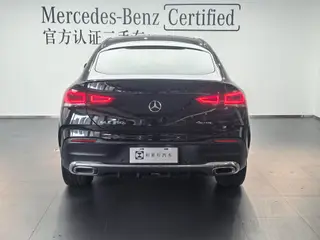 Mercedes-Benz GLE Coupe 2022 GLE 350 4MATIC coupe SUV Fashionable interior photo 11