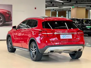 Mercedes-Benz GLA 2016 GLA 200 Fashionable exterior photo 5