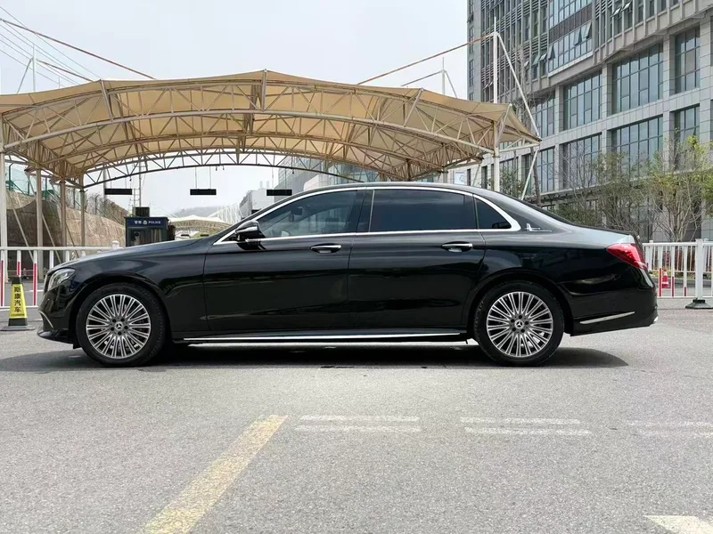 Mercedes-Benz E-Class 2020 Reforma E 300 L Estilo de moda exterior foto 7