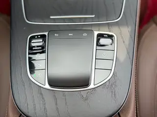 Mercedes-Benz E-Class 2020 Reforma E 300 L Estilo de moda interior foto 13