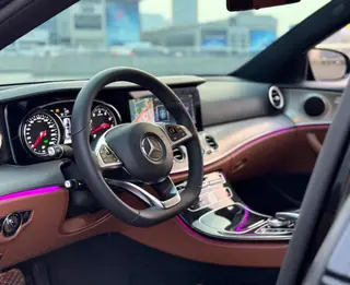 Mercedes-Benz E-Class 2017 E 200 Deporte 4MATIC interior foto 8