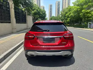 Mercedes-Benz GLA 2018 GLA 200 Type dynamique extérieur photo 3
