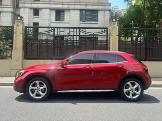 Mercedes-Benz GLA 2018 GLA 200 Type dynamique extérieur photo 5