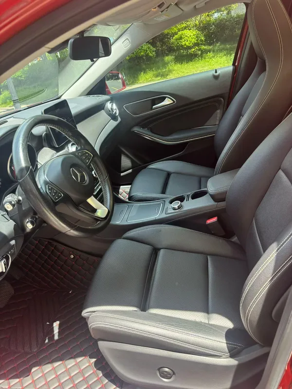 Mercedes-Benz GLA 2018 GLA 200 Type dynamique intérieur photo 6