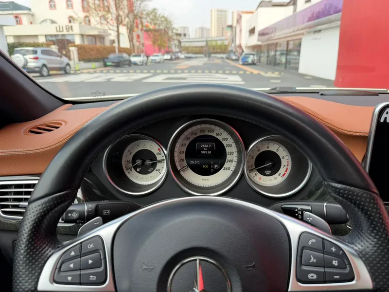 Mercedes-Benz CLS 2017 CLS 260 Versión Yi Cai interior foto 7