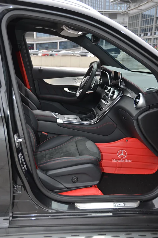 Mercedes-Benz GLC AMG 2020 AMG GLC 43 4MATIC interior foto 10