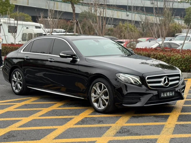 Mercedes-Benz E-Class 2020 Restyling E 300 L Sports fashion type exterior photo 3
