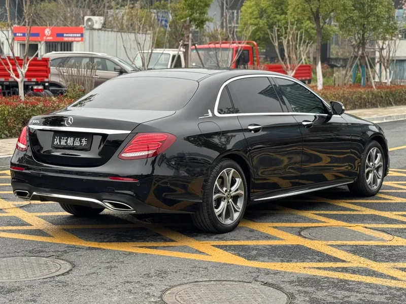Mercedes-Benz E-Class 2020 Restyling E 300 L Sports fashion type exterior photo 6