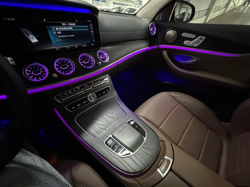 Mercedes-Benz E-Class 2020 Restyling E 300 L Sports fashion type interior photo 16