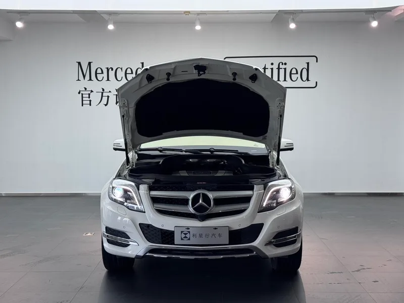 Mercedes-Benz GLK-Class 2013 GLK 300 4MATIC Luxury type exterior photo 7