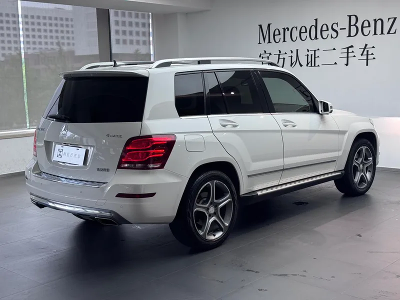 Mercedes-Benz GLK-Class 2013 GLK 300 4MATIC Luxury type interior photo 10