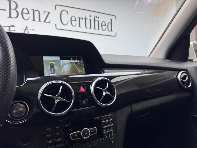 Mercedes-Benz GLK-Class 2013 GLK 300 4MATIC Luxury type interior photo 14