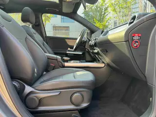 Mercedes-Benz GLA 2022 Deuxième lifting GLA 200 intérieur photo 8