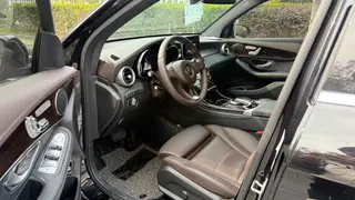 Mercedes-Benz GLC 2019 GLC 260 L 4MATIC De lujo interior foto 7