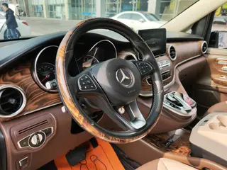 Mercedes-Benz V-Class 2018 V 260 Pilot Edition Country VI exterior photo 5