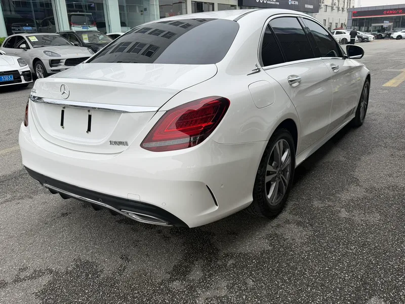 Mercedes-Benz C-Class 2020 C 200 L Fashion Sports Edition exterior photo 4