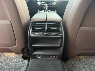 BMW 5 Series 2022 Reforma 530Li Líder Traje de lujo interior foto 20