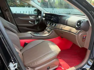 Mercedes-Benz E-Class 2020 E 300 L De lujo interior foto 16