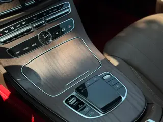 Mercedes-Benz E-Class 2020 E 300 L De lujo interior foto 18
