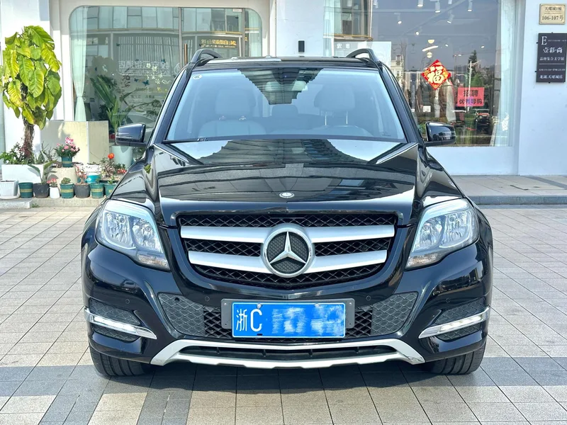 Mercedes-Benz GLK-Class 2013 GLK 300 4MATIC Dinámico exterior foto 2