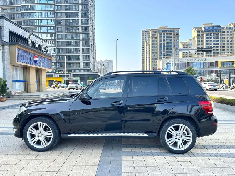 Mercedes-Benz GLK-Class 2013 GLK 300 4MATIC Dinámico exterior foto 3